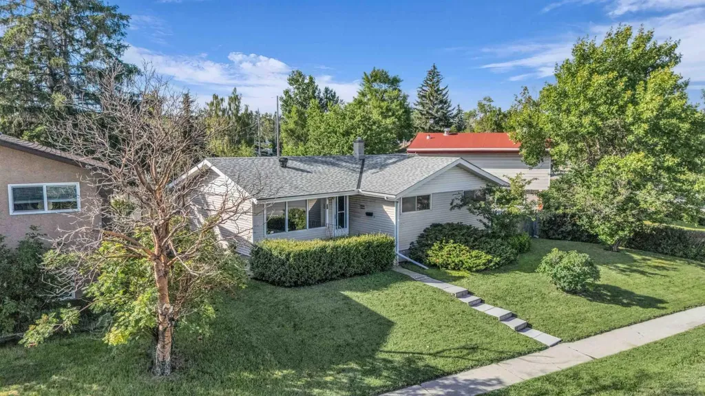 4511 Richmond Road SW Calgary AB T3E4P9