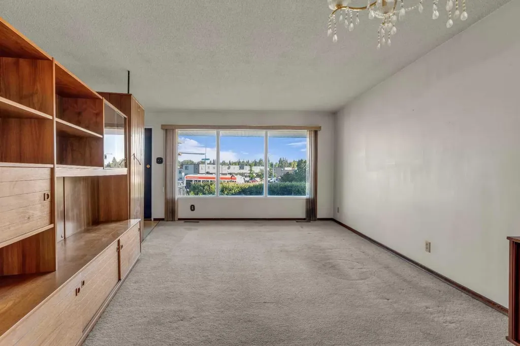 4511 Richmond Road SW Calgary AB T3E4P9