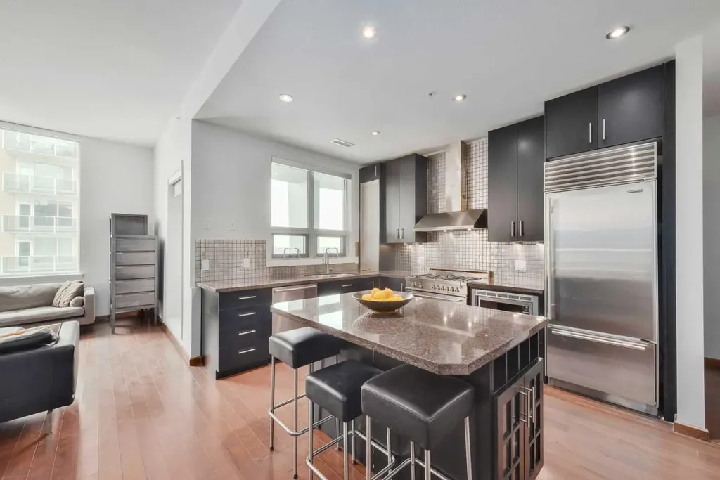 1410 1 Street SE Calgary AB T2G 5T7