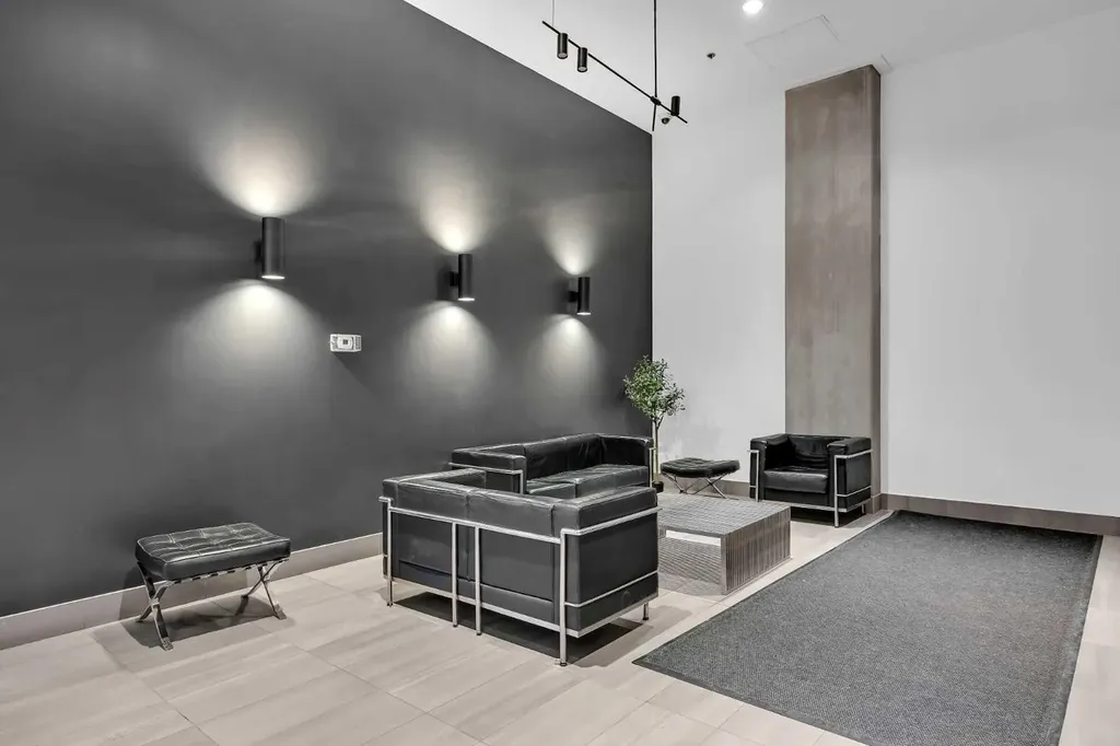 1410 1 Street SE Calgary AB T2G 5T7