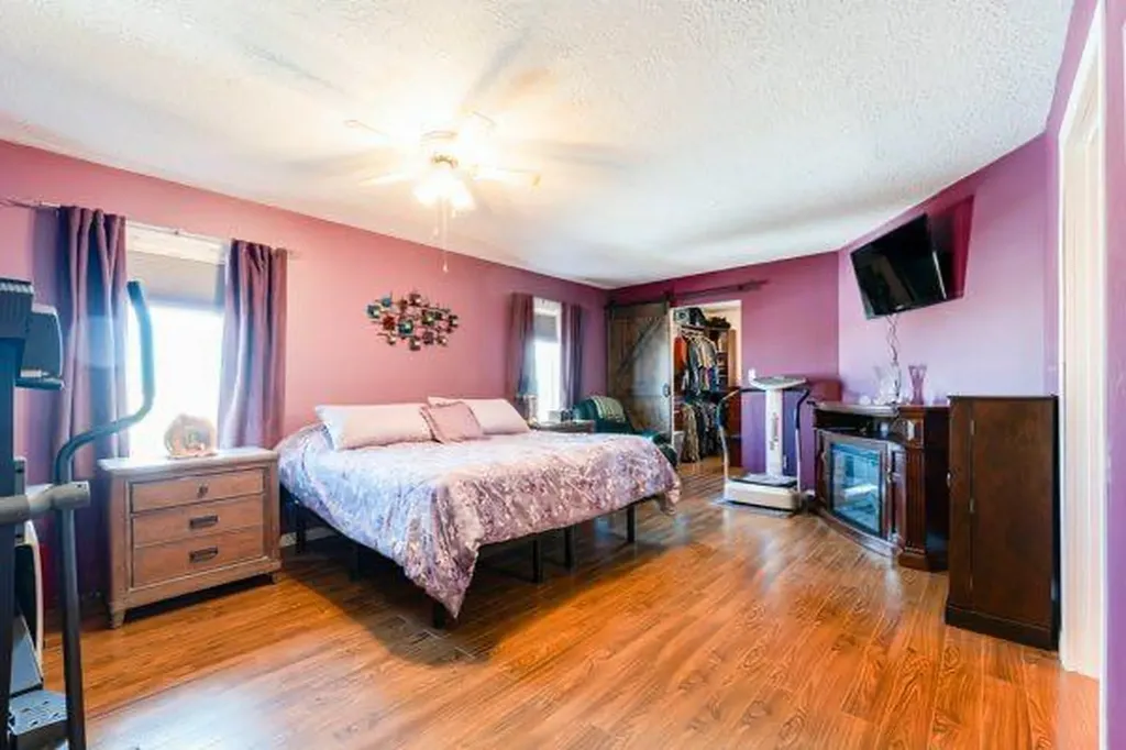 190018 Highway 9 Rural Starland County AB T0J0Y0