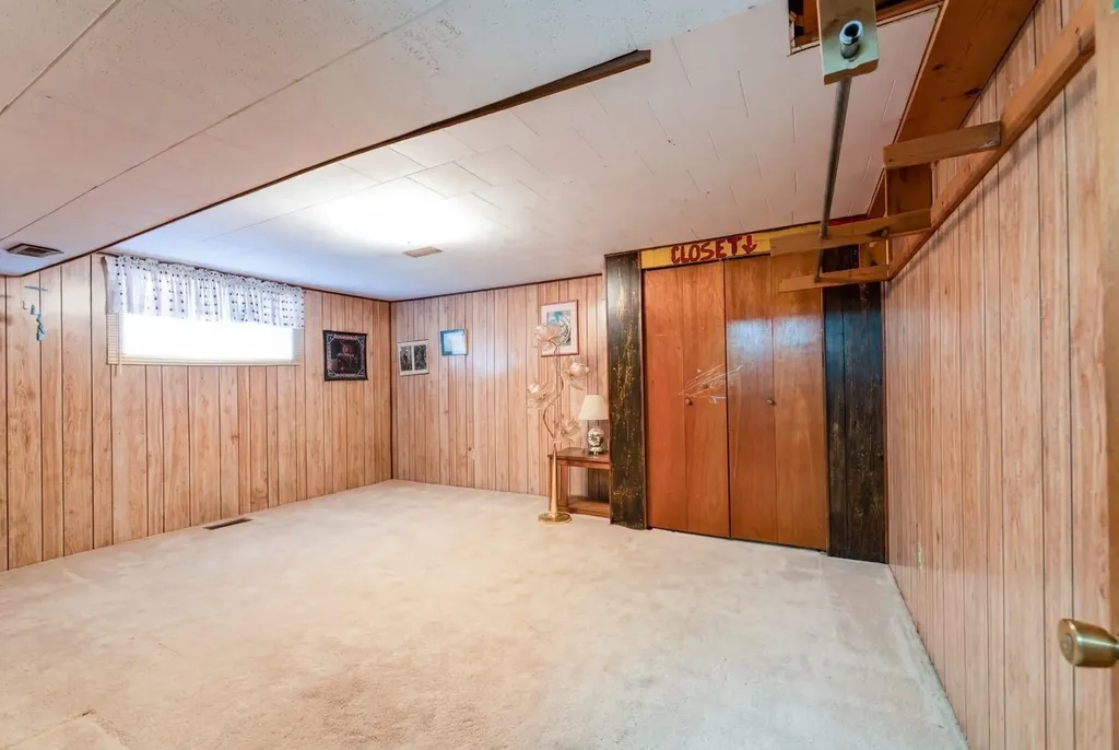 190018 Highway 9 Rural Starland County AB T0J0Y0