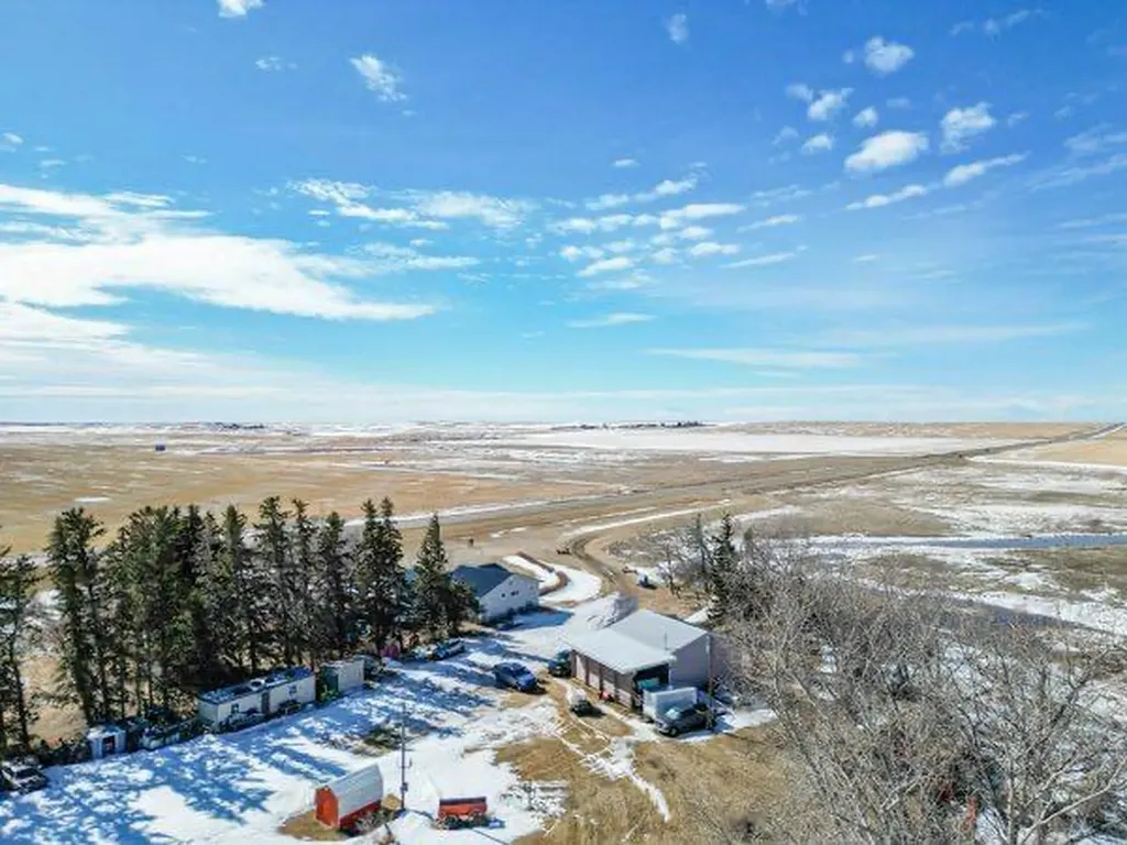 190018 Highway 9 Rural Starland County AB T0J0Y0