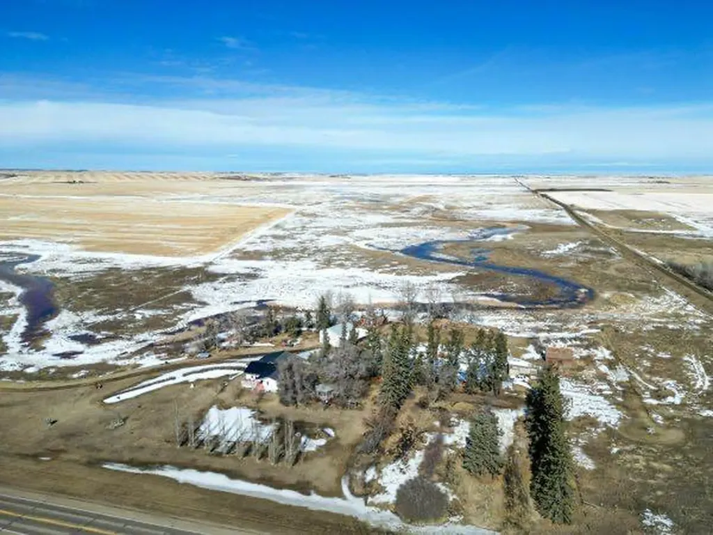 190018 Highway 9 Rural Starland County AB T0J0Y0