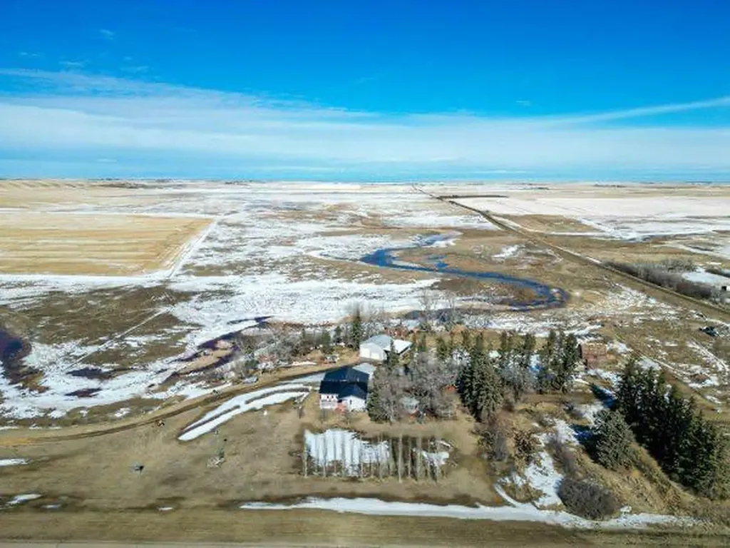 190018 Highway 9 Rural Starland County AB T0J0Y0