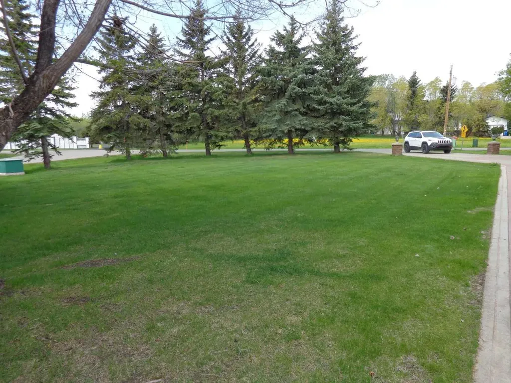 3 Rustic Road Norglenwold AB T4S 1S5