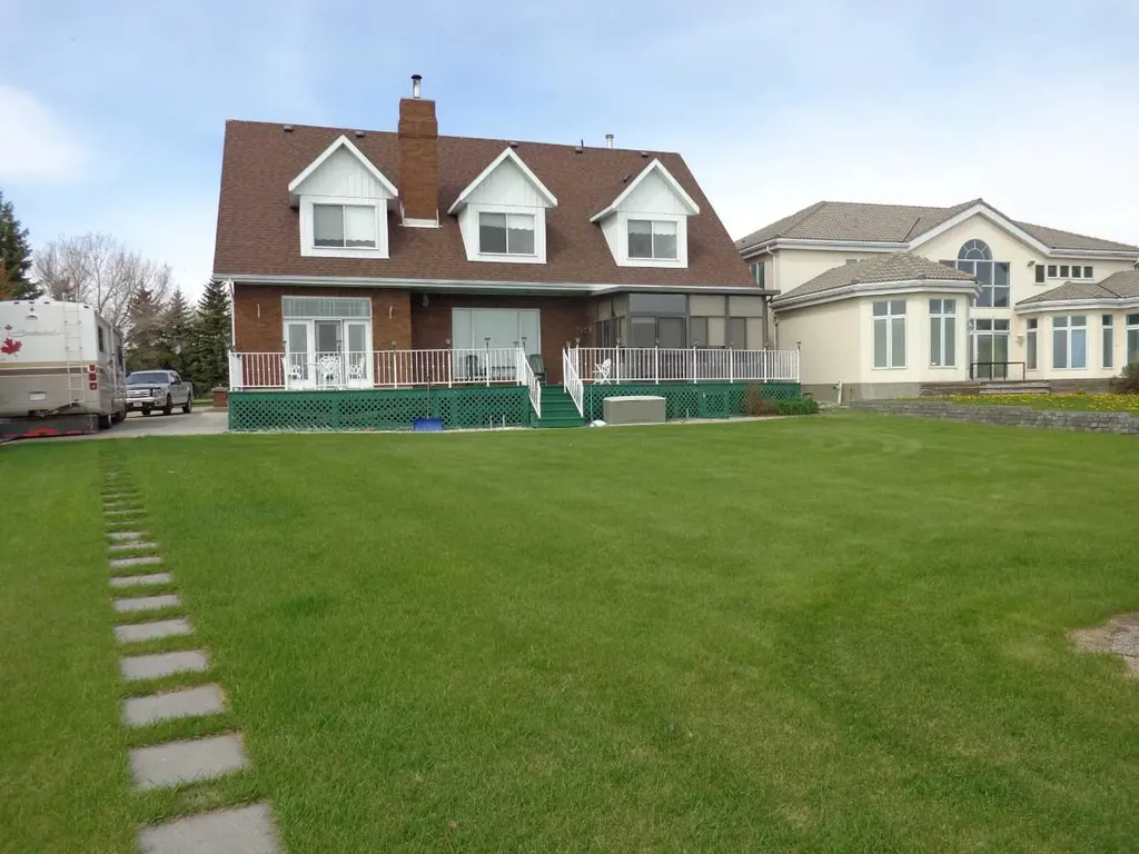3 Rustic Road Norglenwold AB T4S 1S5