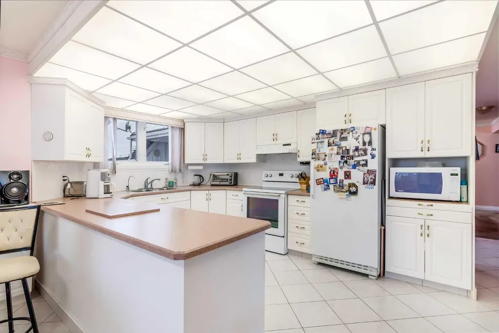 3 Rustic Road Norglenwold AB T4S 1S5