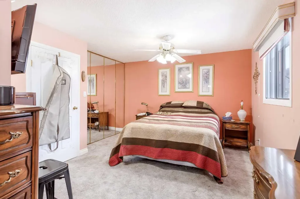 3 Rustic Road Norglenwold AB T4S 1S5