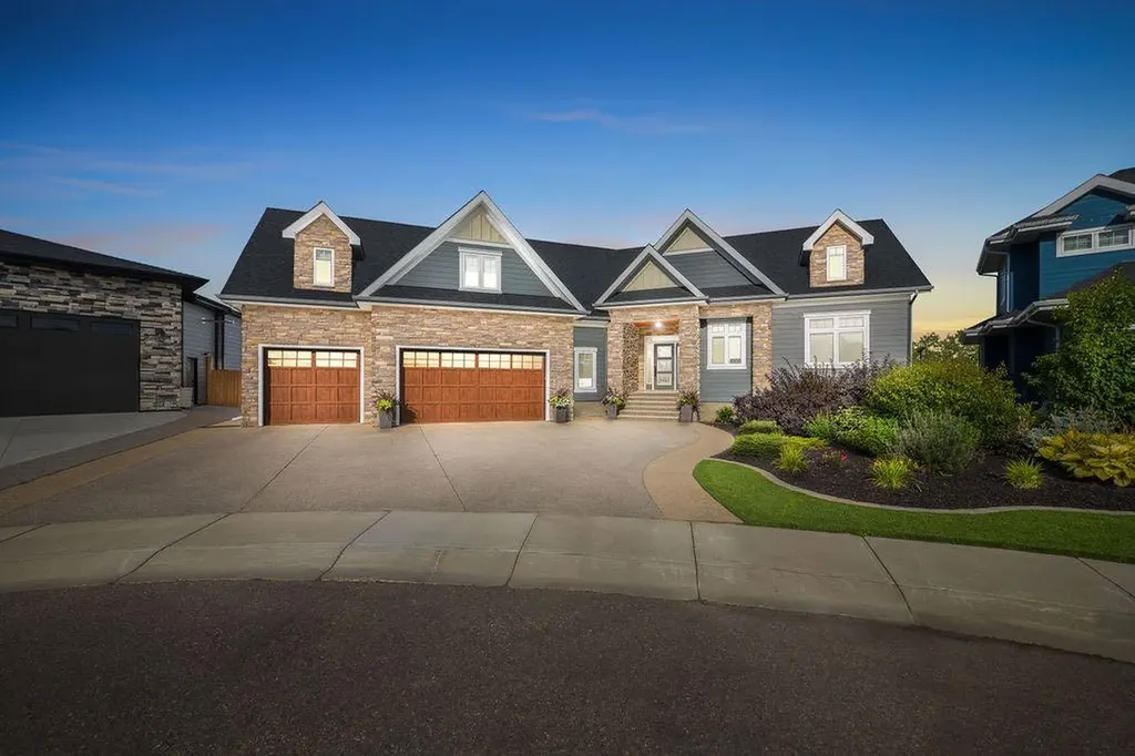 6308 20a Street Close Lloydminster AB T9V 3J9