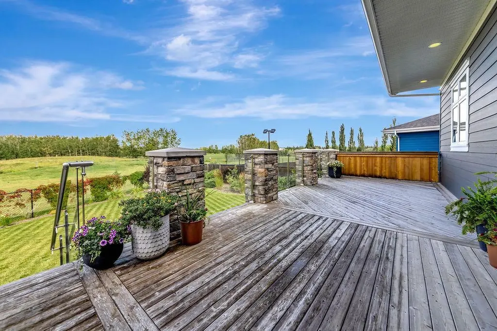 6308 20a Street Close Lloydminster AB T9V 3J9