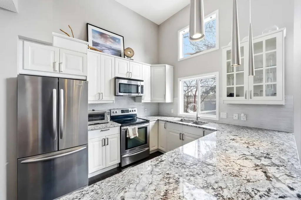 57 Kingsland Villas SW Calgary AB T2V 5J9