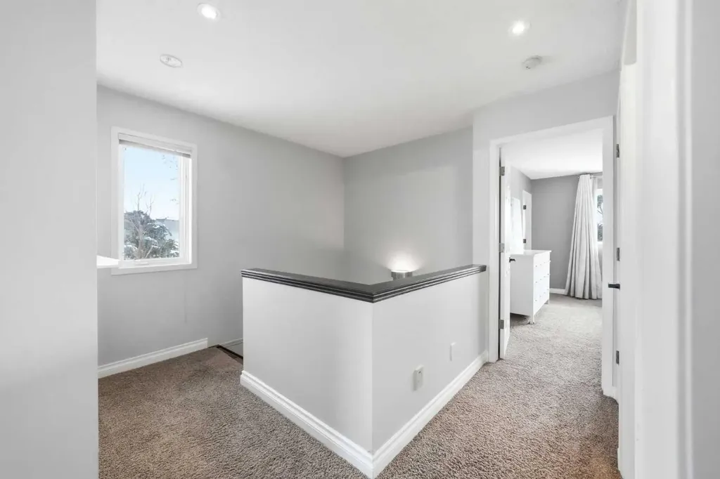 57 Kingsland Villas SW Calgary AB T2V 5J9