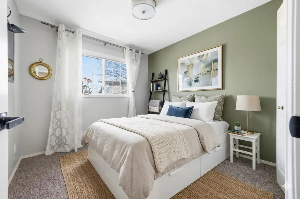 57 Kingsland Villas SW Calgary AB T2V 5J9