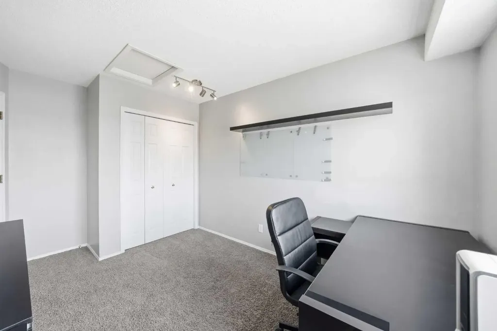 57 Kingsland Villas SW Calgary AB T2V 5J9