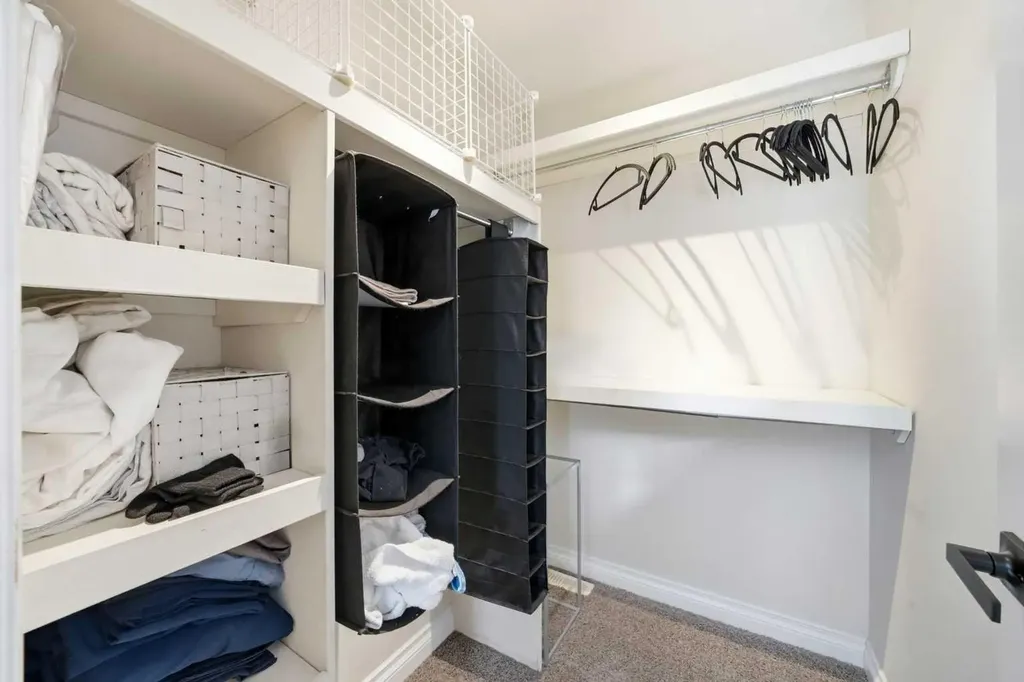 57 Kingsland Villas SW Calgary AB T2V 5J9