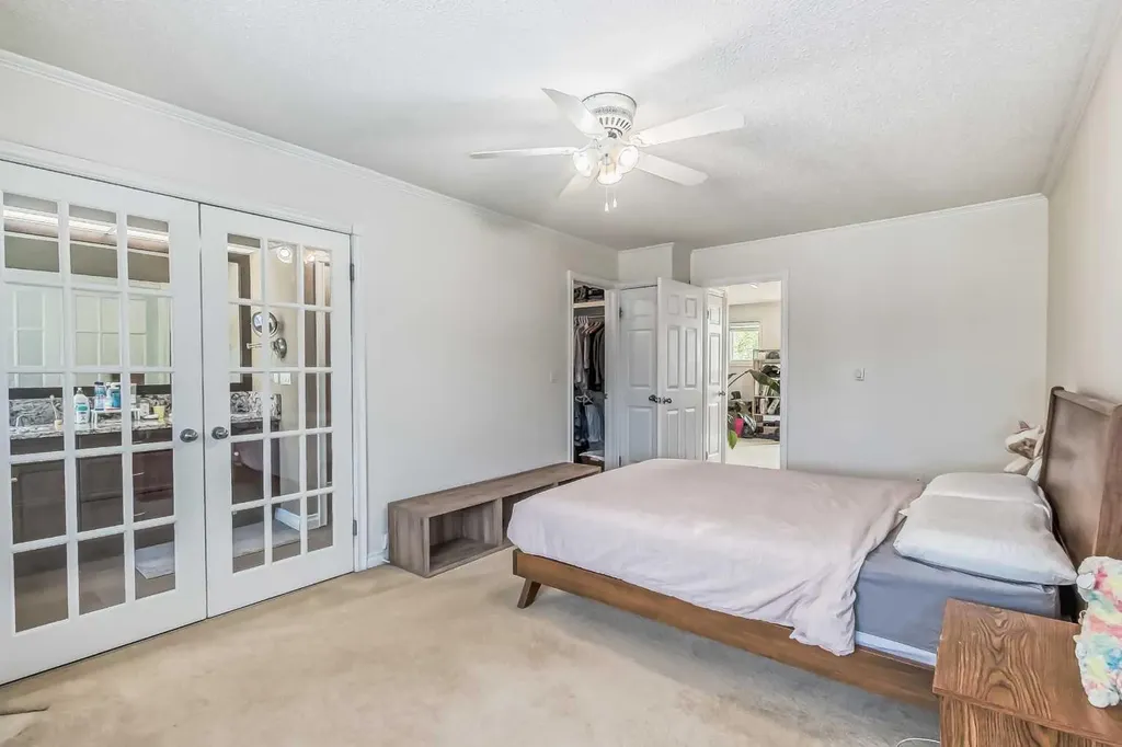 834 2 Avenue NW Calgary AB T2N0E5