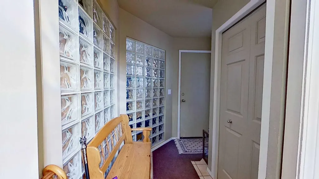 2219 Westmount Road NW Calgary AB T2N 3N5
