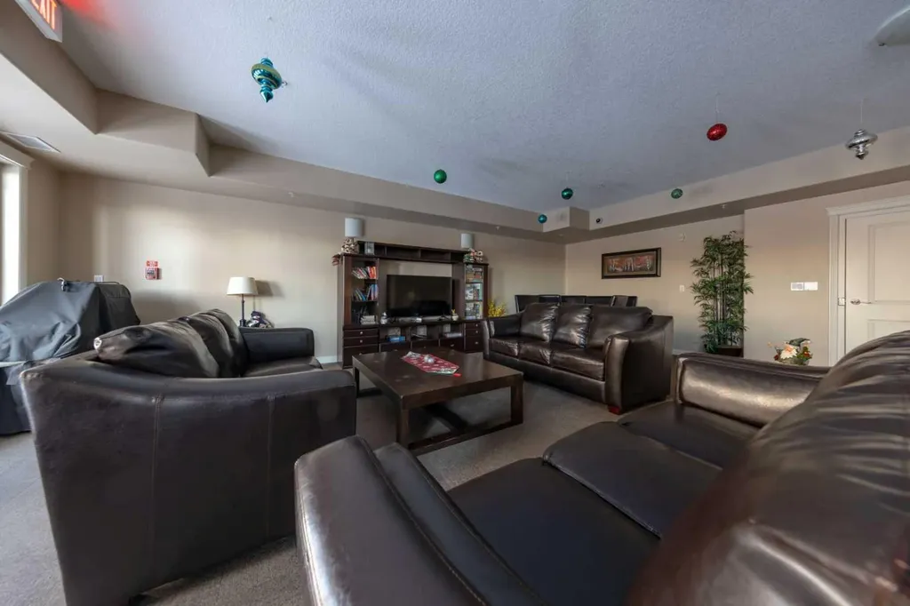 4102 69 Avenue Lloydminster AB T9V2H9