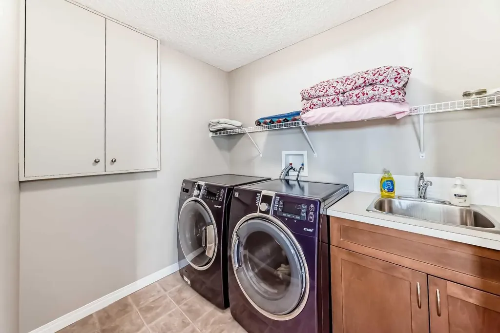 266 Fireside Place Cochrane AB T4C 0R0