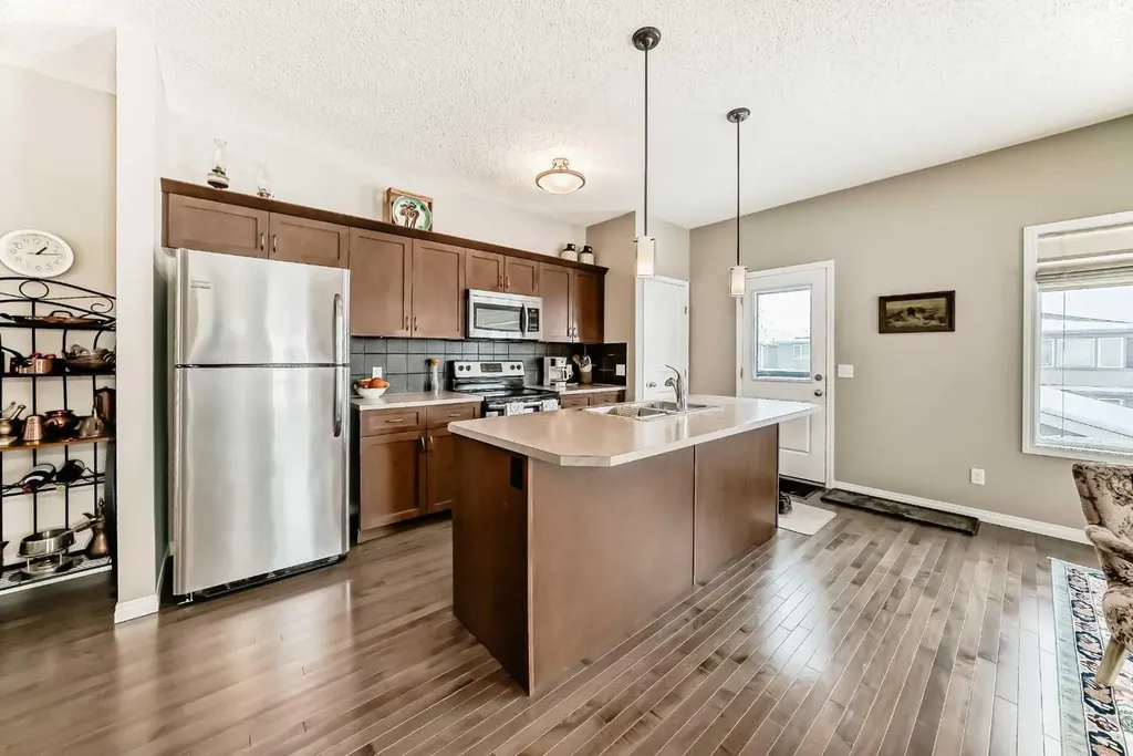 266 Fireside Place Cochrane AB T4C 0R0