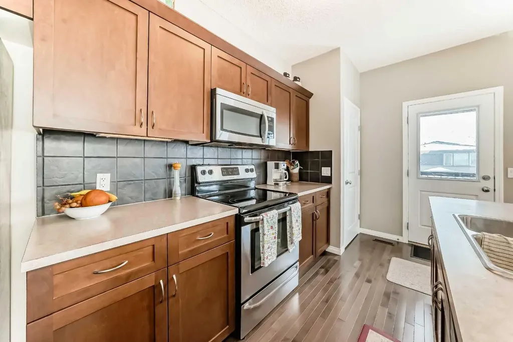 266 Fireside Place Cochrane AB T4C 0R0