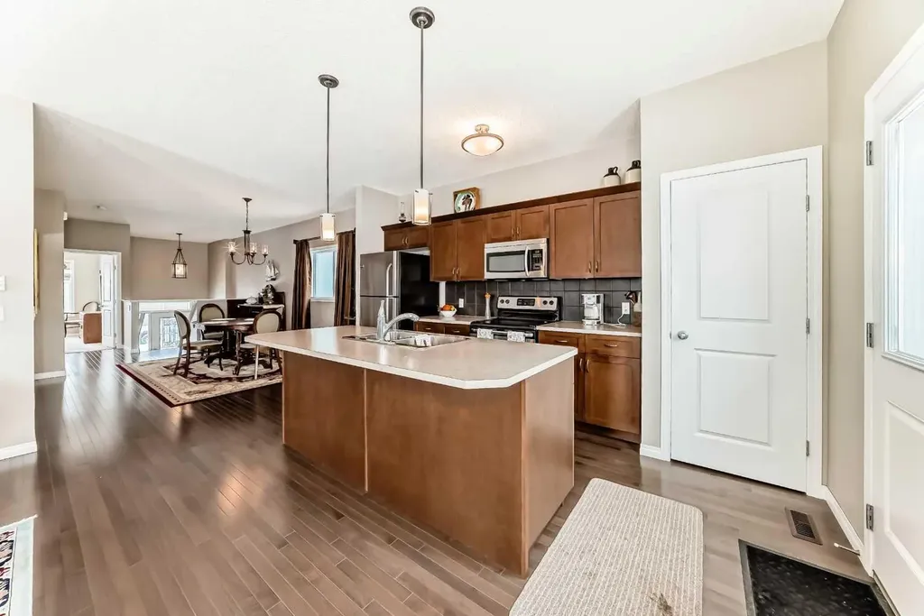 266 Fireside Place Cochrane AB T4C 0R0