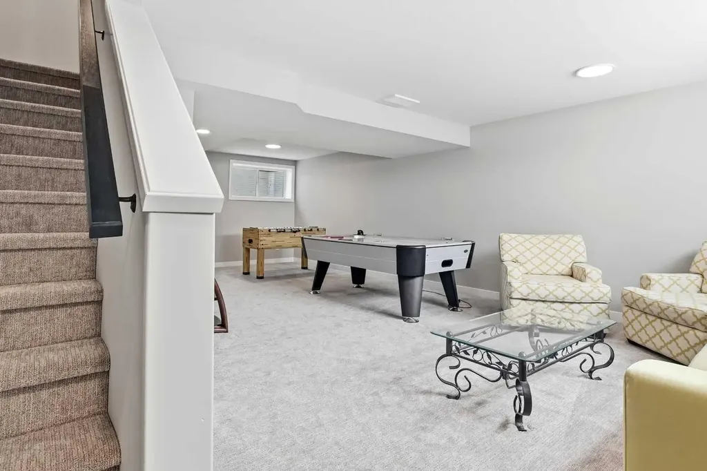120 Memorial Parkway Rural Red Deer County AB T4E 3C5