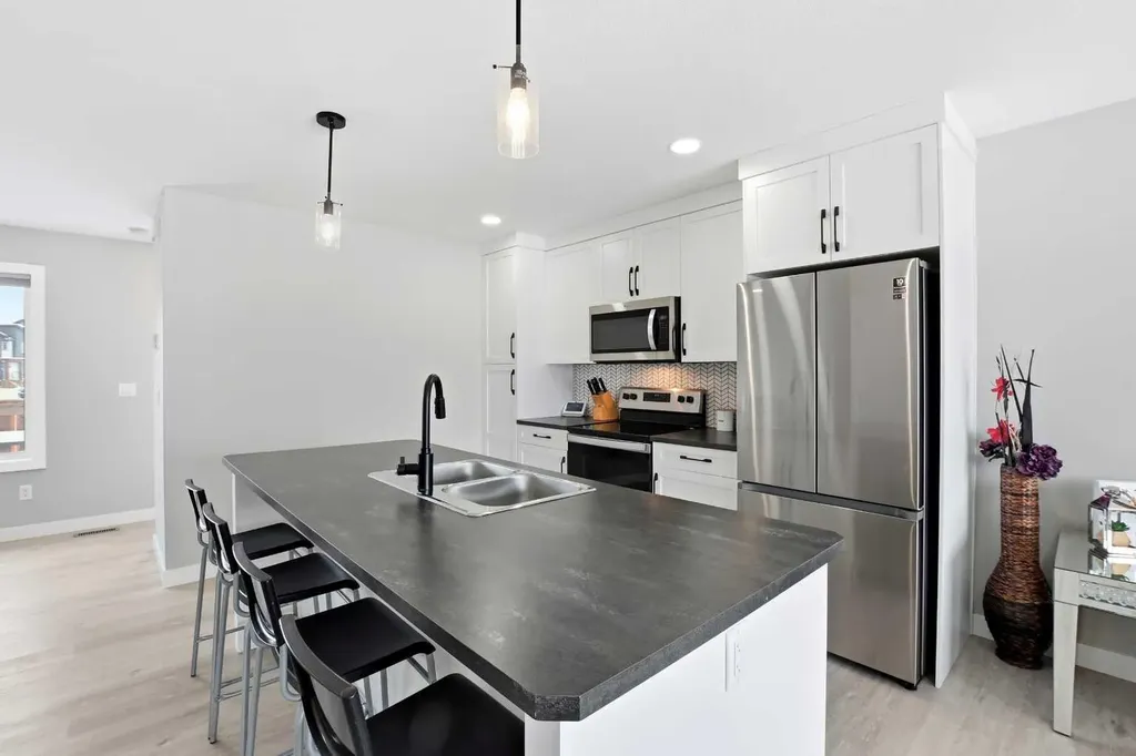 120 Memorial Parkway Rural Red Deer County AB T4E 3C5