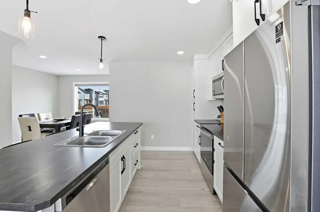 120 Memorial Parkway Rural Red Deer County AB T4E 3C5