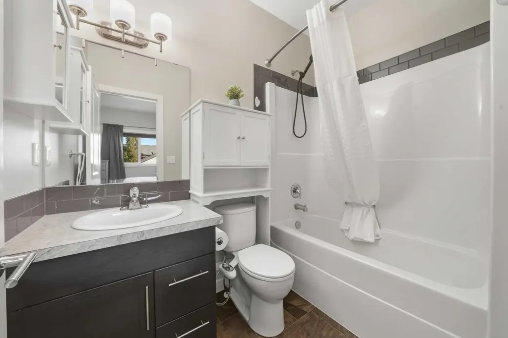 22 Mackenzie Ranch Way Lacombe AB T4L 0A7