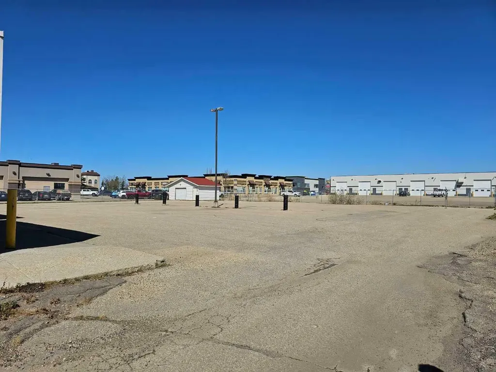 10070 117 Avenue Grande Prairie AB T8V4K5