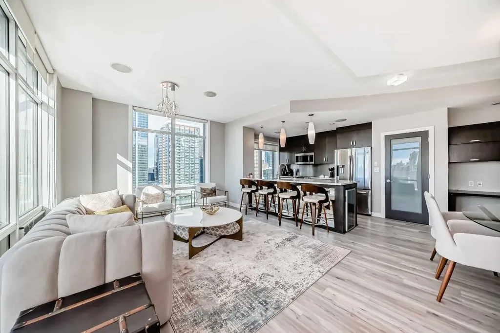 530 12 Avenue SW Calgary AB T2R 0B1
