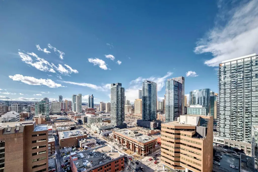 530 12 Avenue SW Calgary AB T2R 0B1
