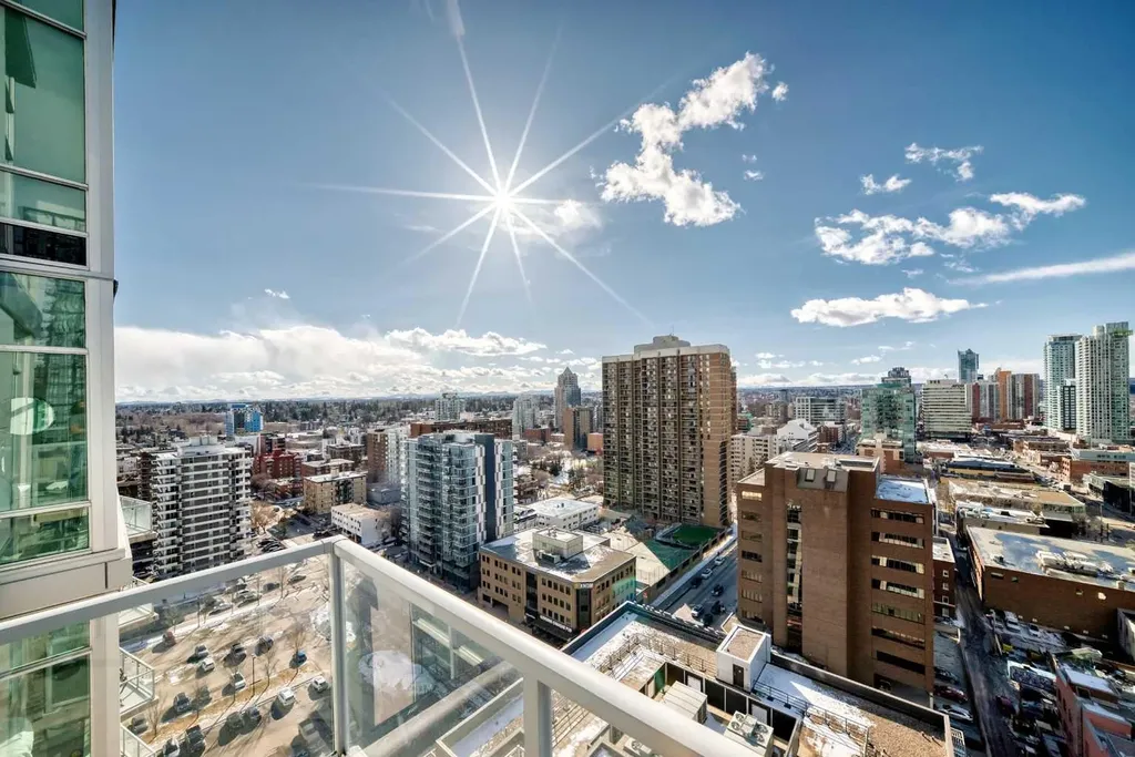 530 12 Avenue SW Calgary AB T2R 0B1