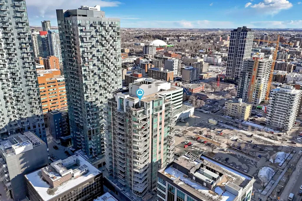 530 12 Avenue SW Calgary AB T2R 0B1