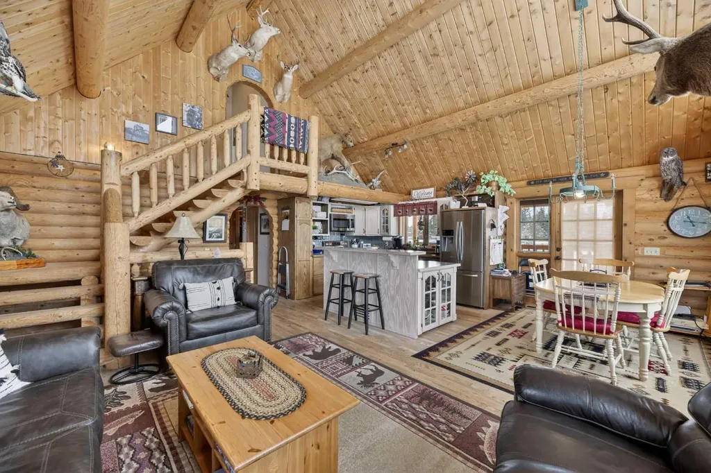 32460 Range Road 61 Rural Mountain View County AB T0M 1X0