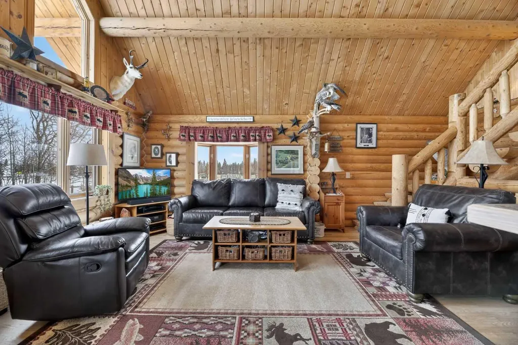 32460 Range Road 61 Rural Mountain View County AB T0M 1X0