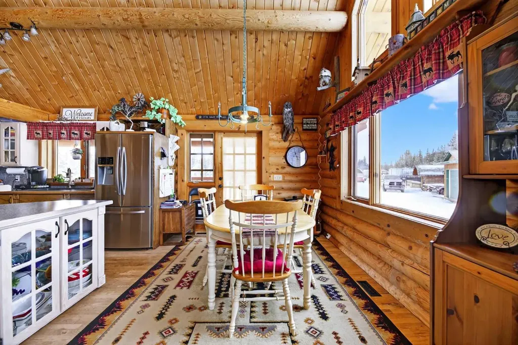 32460 Range Road 61 Rural Mountain View County AB T0M 1X0