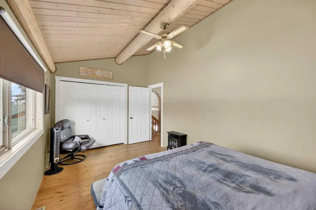 32460 Range Road 61 Rural Mountain View County AB T0M 1X0