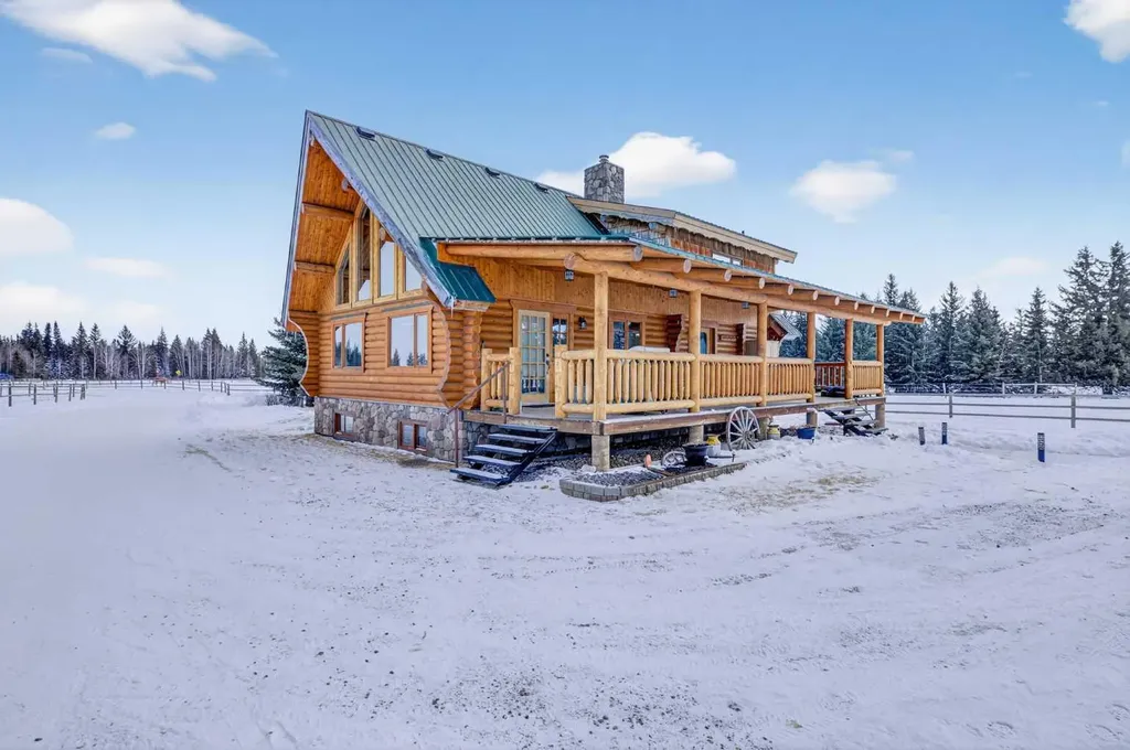 32460 Range Road 61 Rural Mountain View County AB T0M 1X0