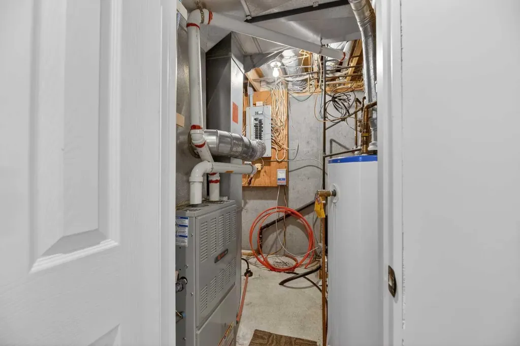 32460 Range Road 61 Rural Mountain View County AB T0M 1X0