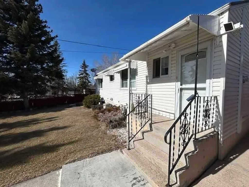 5036 51 Avenue Bashaw AB T0B 0H0
