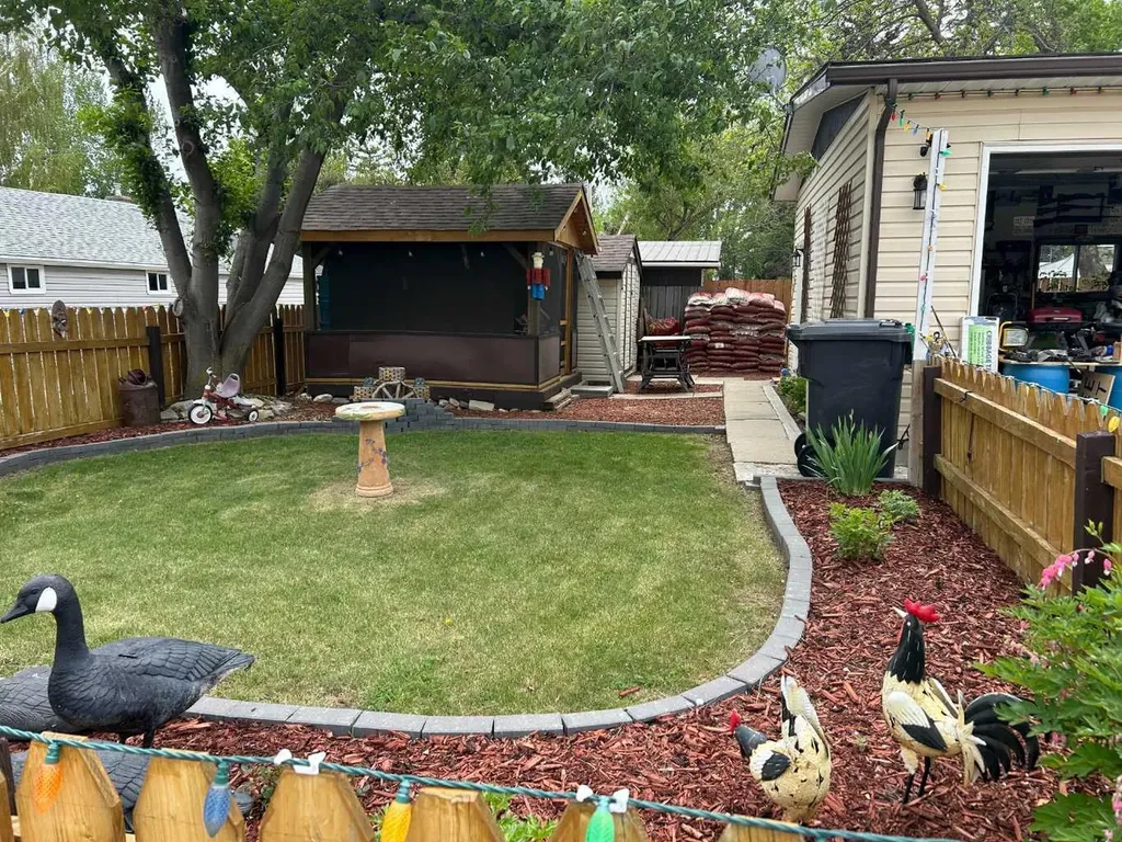 104 4 Avenue NE Milk River AB T0K 1M0