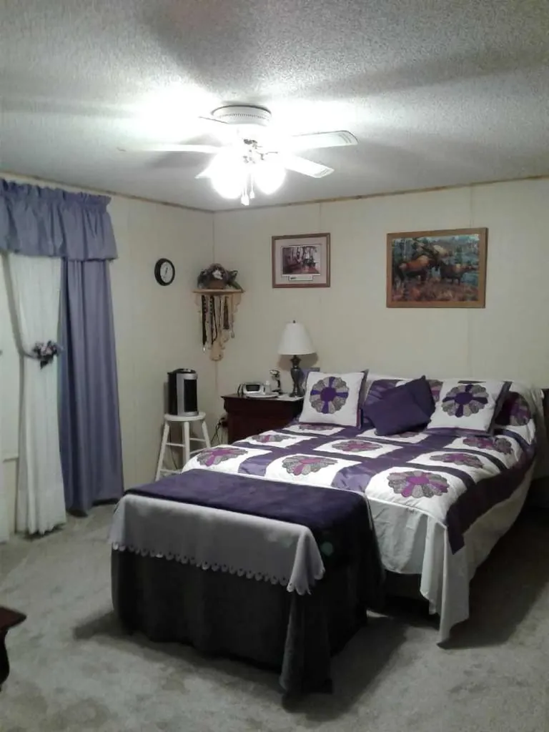 104 4 Avenue NE Milk River AB T0K 1M0