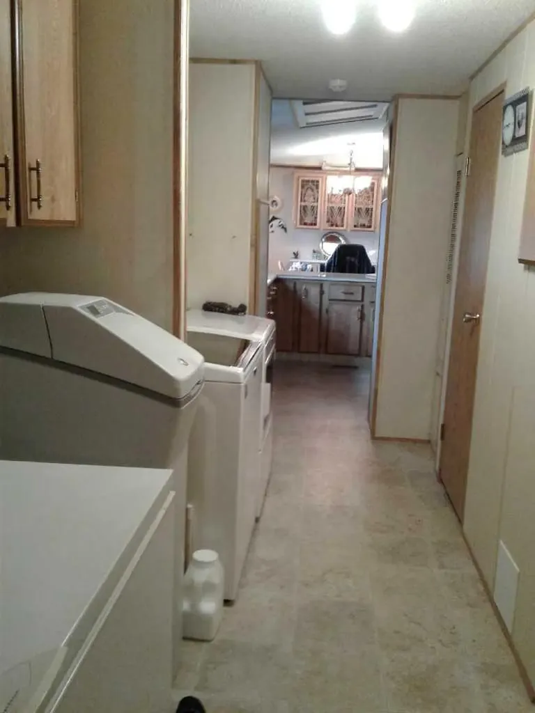 104 4 Avenue NE Milk River AB T0K 1M0