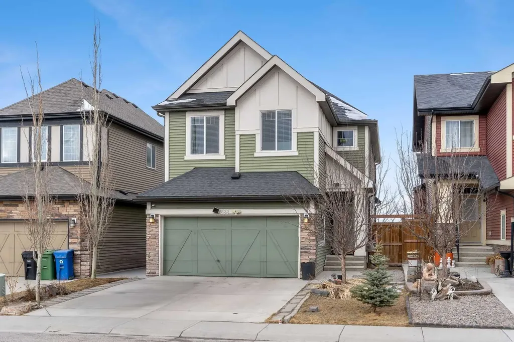 288 Evansborough Way NW Calgary AB T3P 0R1