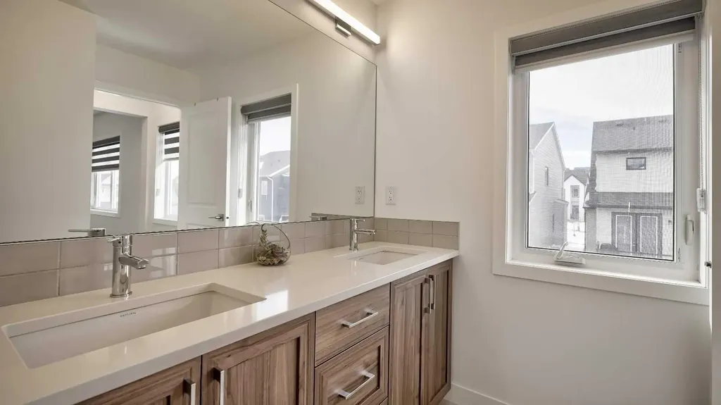57 Willow Green SW Airdrie AB T4B 5M3