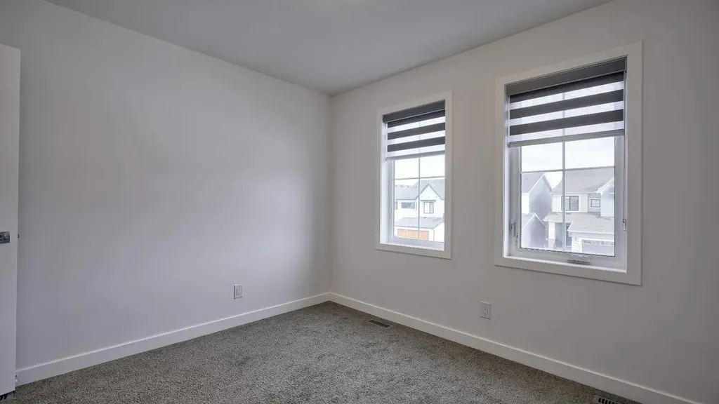 57 Willow Green SW Airdrie AB T4B 5M3