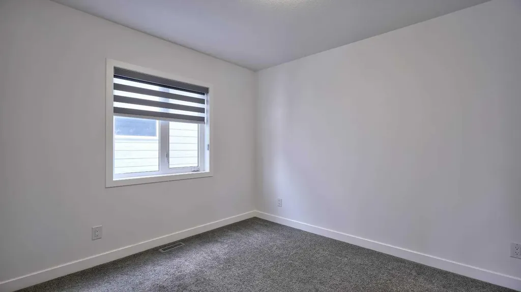57 Willow Green SW Airdrie AB T4B 5M3
